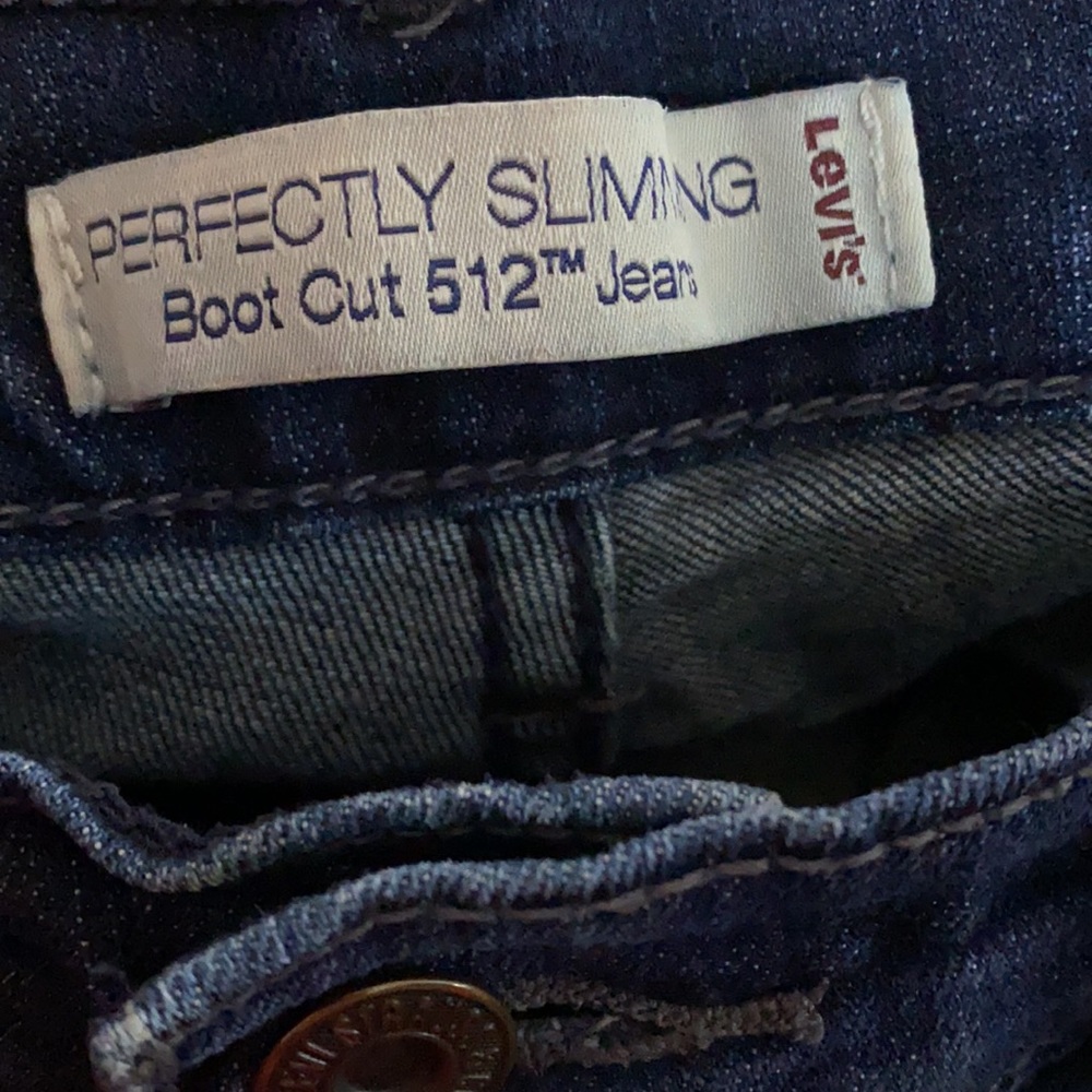 Levi's Perfectly Slimming Jeans 512 bootcut size: 8M - Picture 3 of 8